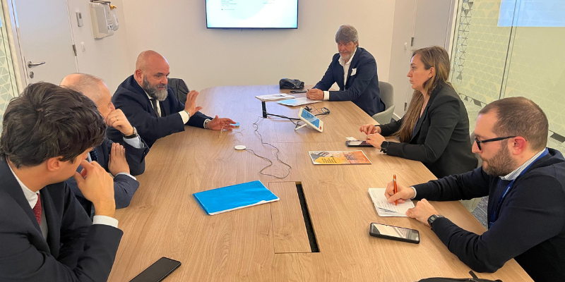 Apicoltura piemontese: mercato, riconoscimento e difesa sanitaria